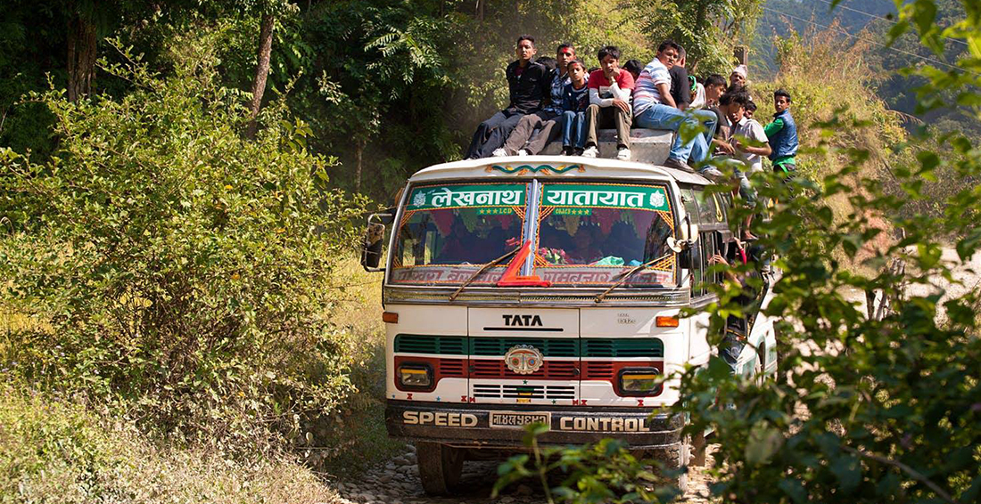 ‘संसारकै अतिसुन्दर बस यात्रा’ मा काठमाडौं–पोखरा बस यात्रा 