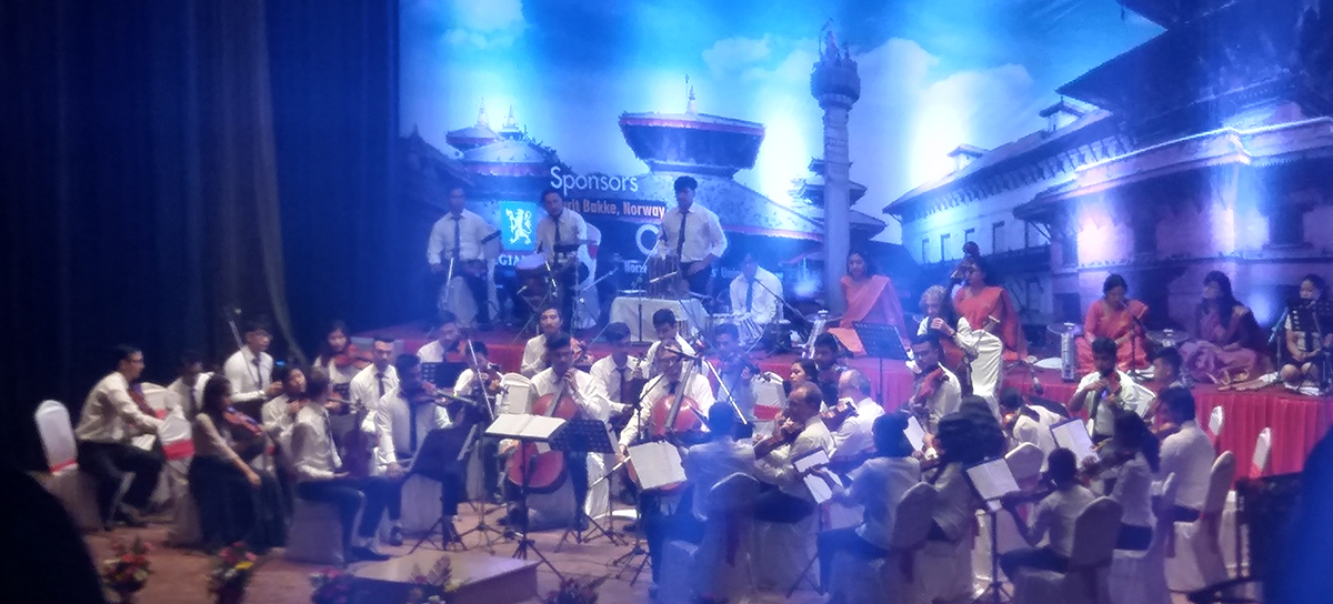 नेपाली लोक र आधुनिक गीतका धुनहरु अर्केस्ट्रा समारोहमा