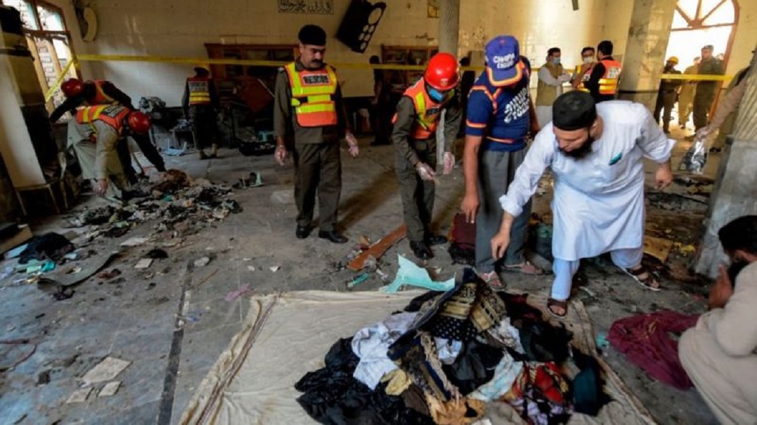  पाकिस्तानको पेशावरस्थित एक विद्यालयमा आक्रमण हुँदा सातजनाको मृत्यु