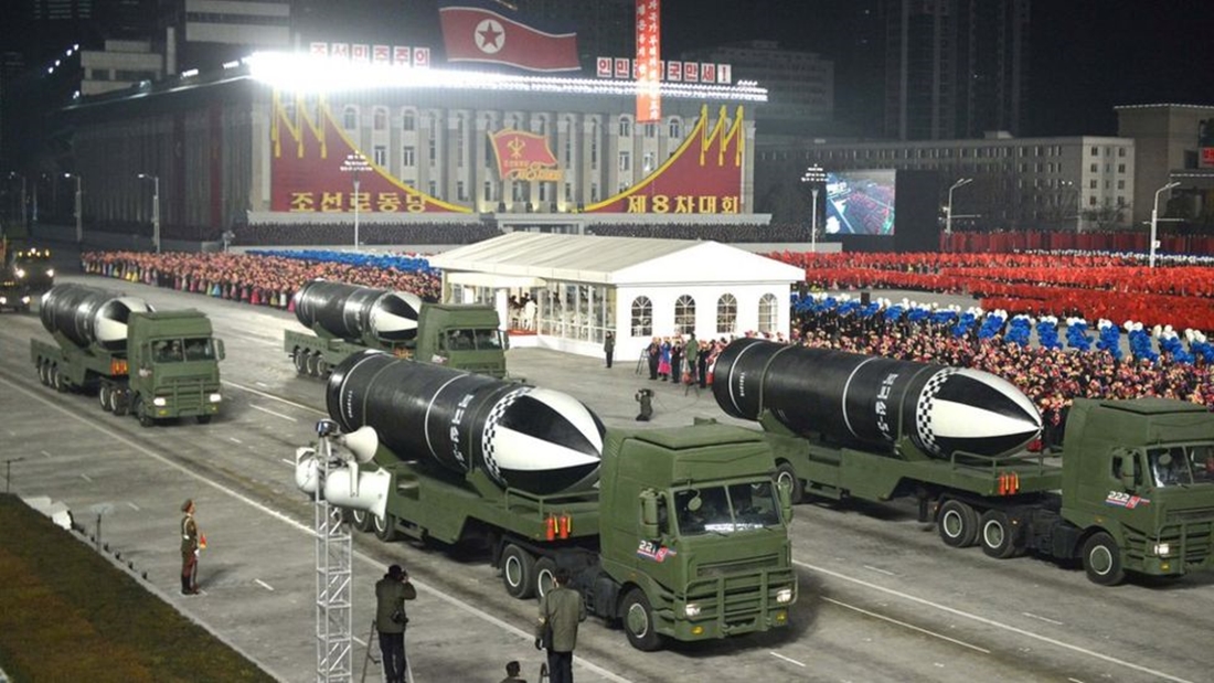 विश्वकै शक्तिशाली भएको दाबीसहित उत्तर कोरियाले प्रदर्शन गर्‍यो नयाँ हतियार 