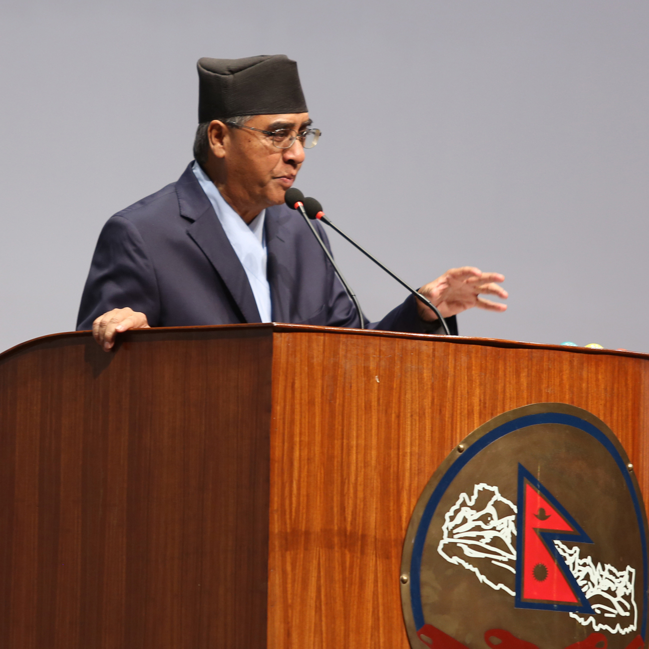 नेपाली जनता लोकतान्त्रिक गठबन्धनका पक्षमाः सभापति देउवा