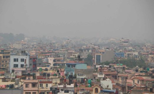 काठमाडौंको वायु अझै ‘अस्वस्थकर’, सफा हुँदै भरतपुर र पोखरा