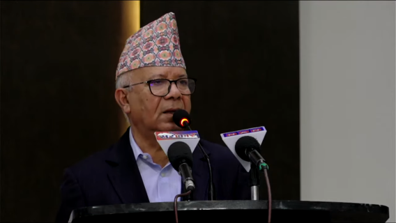 हाम्रो पार्टी विभाजन गर्ने हल्लाले आत्तियौँ : माधव नेपाल 