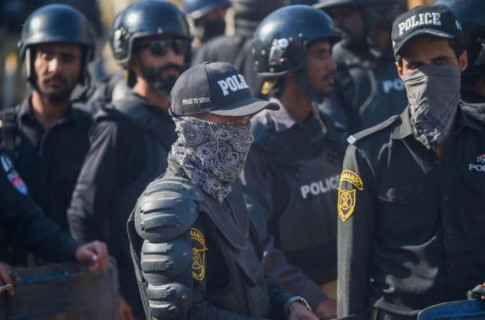 पाकिस्तानको कराँचीमा आत्मघाती आक्रमण, चिनियाँलाई लक्षित गरिएको अनुमान