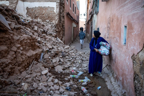 मोरक्को भूकम्पमा मृत्यु हुनेको संख्या ८२० पुग्यो, झन्डै ७०० घाइते