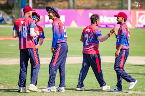 रोमाञ्चक खेलमा आयरल्यान्ड वुल्भ्सविरुद्ध नेपाल तीन रनले विजयी 
