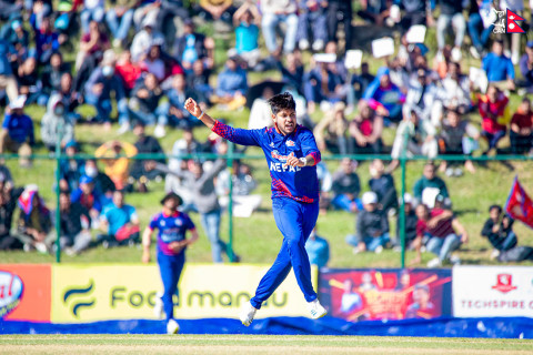 नेपाललाई तेस्रो सफलता, सन्दीपले लिए पहिलो विकेट