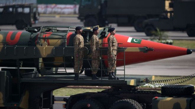 पाकिस्तानलाई शक्तिशाली बनाउने यी ११ मिसाइल 