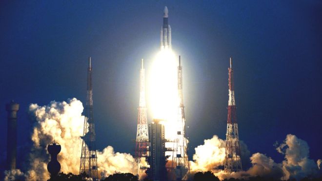 ‘बाहुबली’ रकेटले भारतीयलाई अन्तरिक्षमा लैजाँदै 