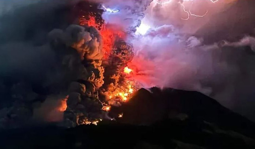 ज्वालामुखी विस्फोट हुँदा ११ हजारभन्दा बढी विस्थापित