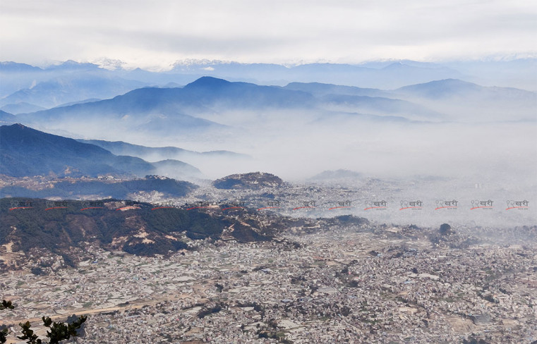 काठमाडौंमा बिहानैदेखि बदली, दिउँसो छिटपुट वर्षाको सम्भावना