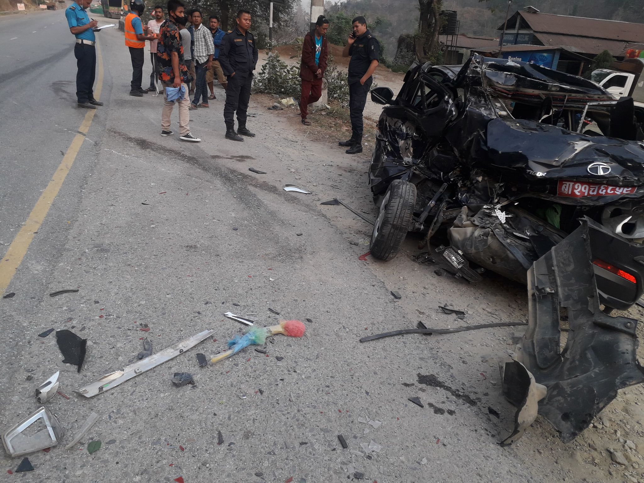 मुग्लिन–नारायणगढ सडकमा ट्रक र कार ठोक्किदा दुईजनाको मृत्यु 